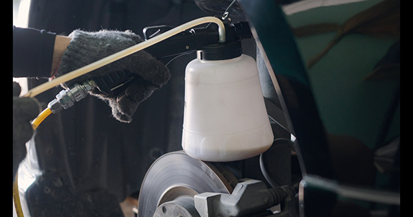 Why Is a Brake Fluid Flush Essential for Your Safety? | KAMS Auto Service Center